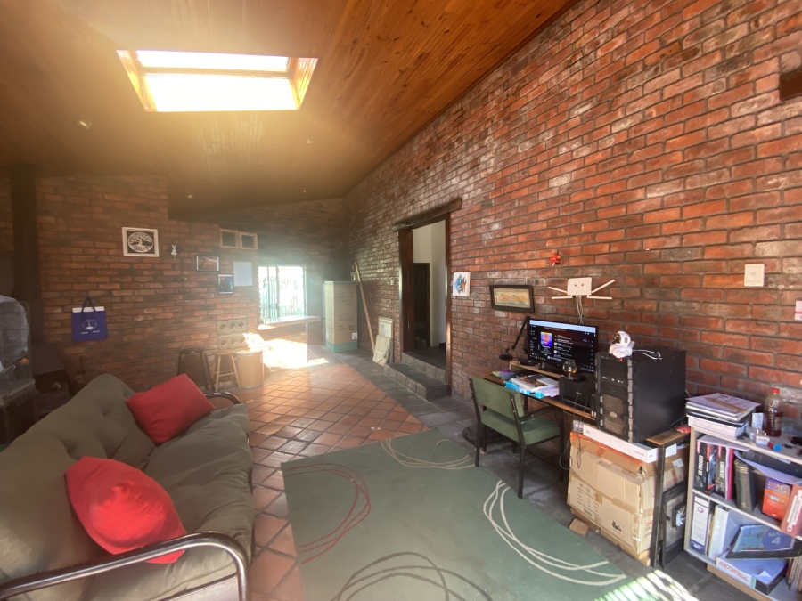 To Let 2 Bedroom Property for Rent in Muizenberg Western Cape